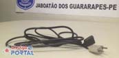 Fio usado para espancar o rapaz