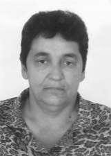 Rosélia Maria dos Anjos foi baleada no braço.