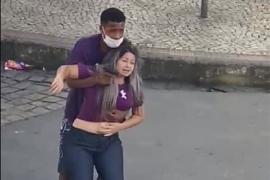 Vídeo - Criminoso faz uma mulher de refém e é morto por policial Vídeo - Criminoso faz uma mulher de refém e é morto por policial