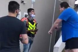 Vídeo - Luciano Huck conversa com motoboy que foi vítima de racismo Vídeo - Luciano Huck conversa com motoboy que foi vítima de racismo